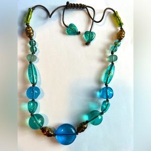 Vintage 1970s necklace